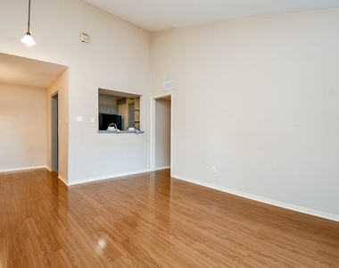 3500 Tangle Brush Drive - Photo Thumbnail 9