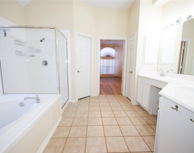 310 Watercrest Harbor Lane - Photo Thumbnail 9