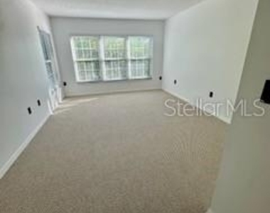 2462 Kingfisher Lane - Photo Thumbnail 8