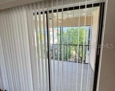 2462 Kingfisher Lane - Photo Thumbnail 13