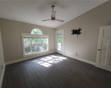 4970 Marina Palms Drive - Photo Thumbnail 13