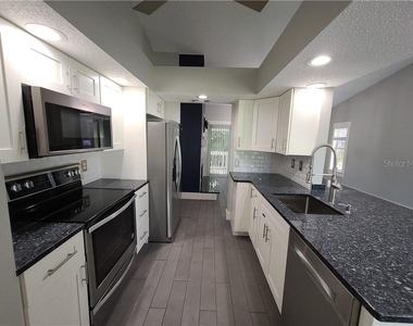 4970 Marina Palms Drive - Photo Thumbnail 10