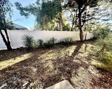 4500 E Bay Drive - Photo Thumbnail 24