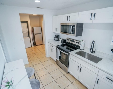 1361 29th Street S - Photo Thumbnail 6