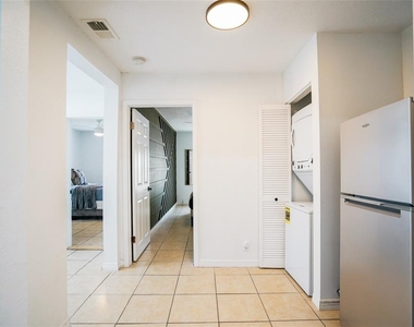 1361 29th Street S - Photo Thumbnail 5