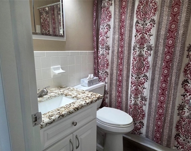 2448 Columbia Drive - Photo Thumbnail 22