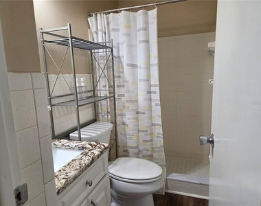 2448 Columbia Drive - Photo Thumbnail 27