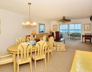 1055 W Peppertree Drive - Photo Thumbnail 14