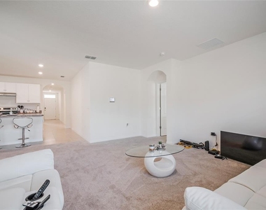 1126 Chichester Court - Photo Thumbnail 27