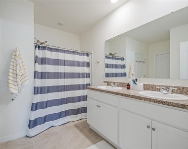1126 Chichester Court - Photo Thumbnail 32