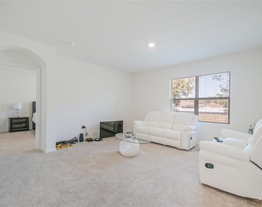 1126 Chichester Court - Photo Thumbnail 26