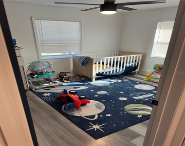 1011 Gerona Avenue - Photo Thumbnail 11