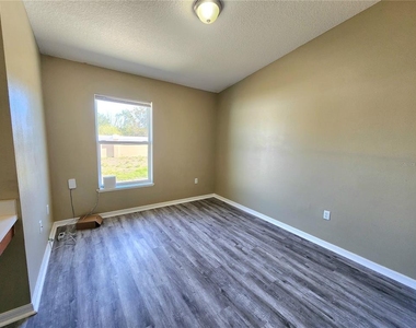 4017 Longworth Loop - Photo Thumbnail 15
