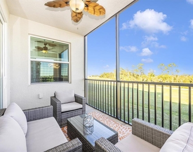 12240 Wellen Golf Street - Photo Thumbnail 40