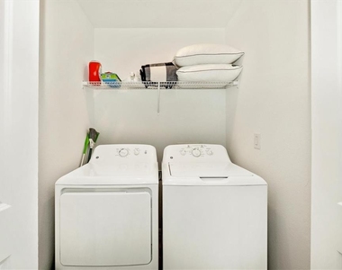 12240 Wellen Golf Street - Photo Thumbnail 36