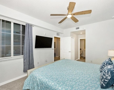12240 Wellen Golf Street - Photo Thumbnail 28