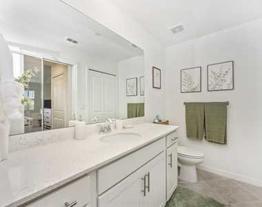 12240 Wellen Golf Street - Photo Thumbnail 32