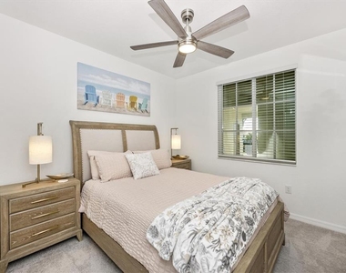 12240 Wellen Golf Street - Photo Thumbnail 35