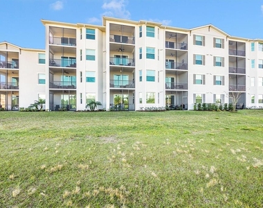 12240 Wellen Golf Street - Photo Thumbnail 39