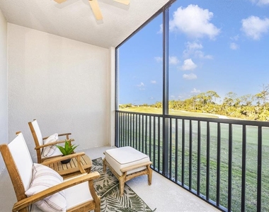 12240 Wellen Golf Street - Photo Thumbnail 18