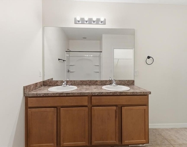 14295 Overlook Avenue - Photo Thumbnail 4