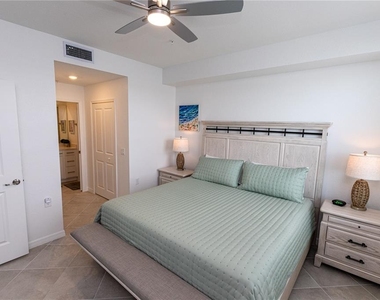 15375 Green Acres Avenue - Photo Thumbnail 15