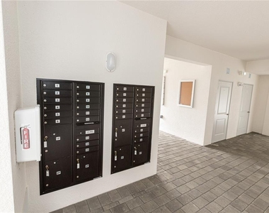 15375 Green Acres Avenue - Photo Thumbnail 20