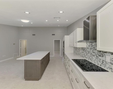 1224 S View Drive - Photo Thumbnail 18