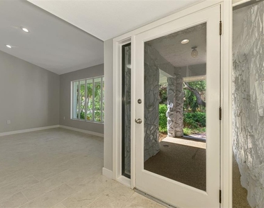1224 S View Drive - Photo Thumbnail 5