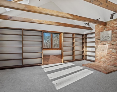 8 Bayberry Ridge Road - Photo Thumbnail 9
