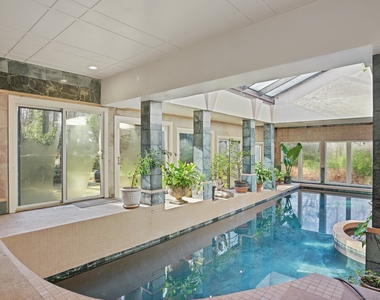 8 Bayberry Ridge Road - Photo Thumbnail 14