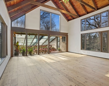 8 Bayberry Ridge Road - Photo Thumbnail 19