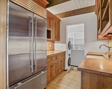 8 Bayberry Ridge Road - Photo Thumbnail 6