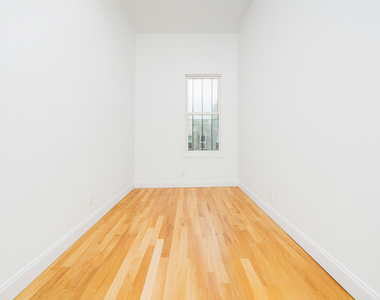 295 Wyckoff Avenue - Photo Thumbnail 3
