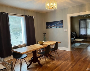 409 Westmoreland Avenue - Photo Thumbnail 10