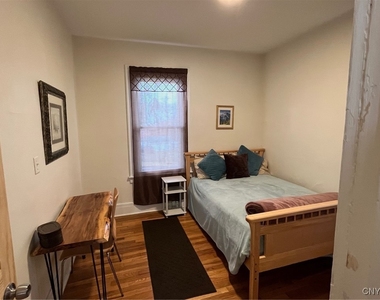 409 Westmoreland Avenue - Photo Thumbnail 9