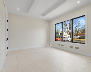150 Ampere Avenue - Photo Thumbnail 5