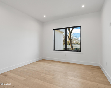 150 Ampere Avenue - Photo Thumbnail 29