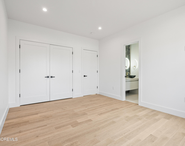 150 Ampere Avenue - Photo Thumbnail 27