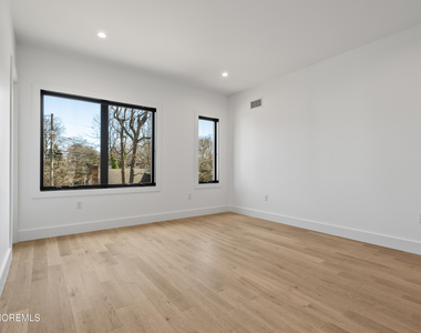 150 Ampere Avenue - Photo Thumbnail 40