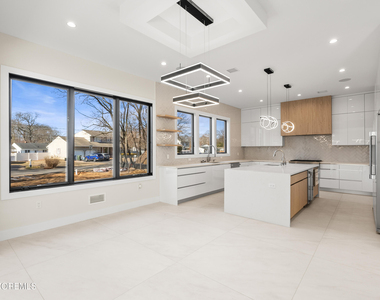 150 Ampere Avenue - Photo Thumbnail 10
