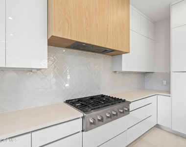 150 Ampere Avenue - Photo Thumbnail 18