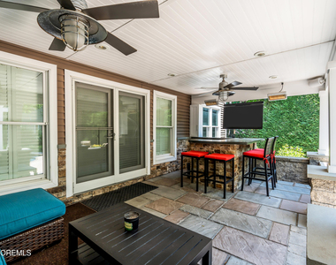 609 15th Avenue - Photo Thumbnail 65