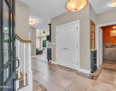 609 15th Avenue - Photo Thumbnail 4
