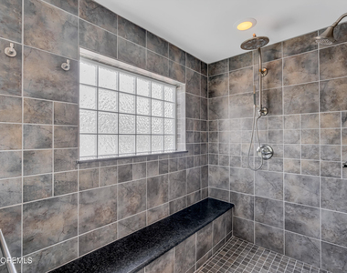 609 15th Avenue - Photo Thumbnail 37
