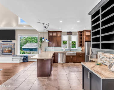 609 15th Avenue - Photo Thumbnail 13