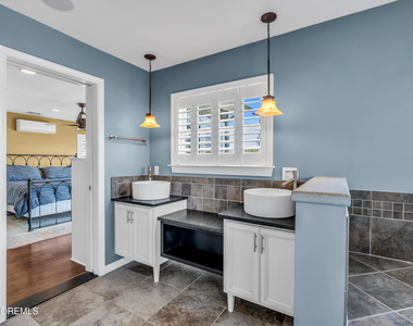 609 15th Avenue - Photo Thumbnail 39