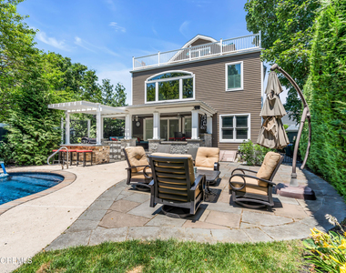 609 15th Avenue - Photo Thumbnail 109