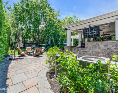 609 15th Avenue - Photo Thumbnail 54