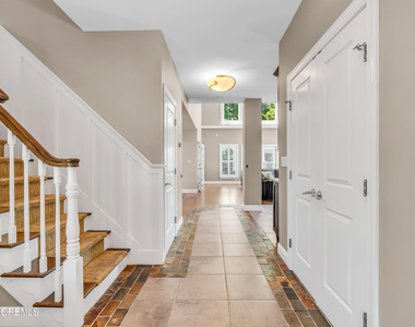 609 15th Avenue - Photo Thumbnail 5